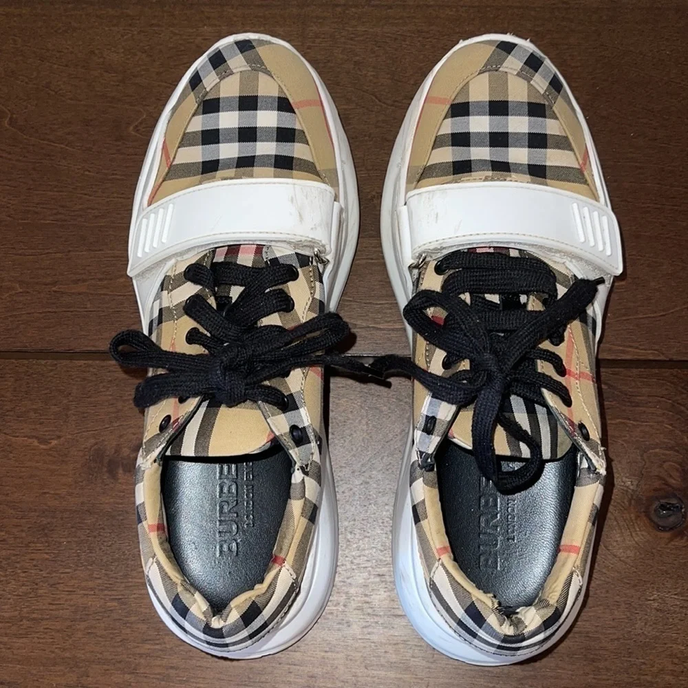 Burberry overall great
